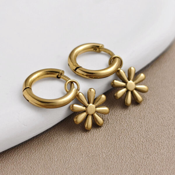 18K Gold-Plated Stainless Steel Daisy Huggie Earrings (Water-Resistant)